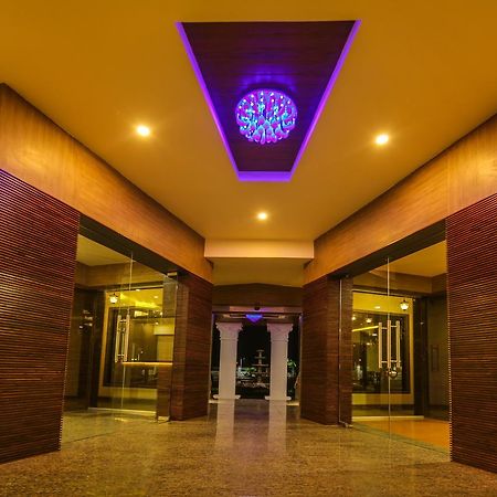 Saubhagya Inn International Lucknow Exteriör bild