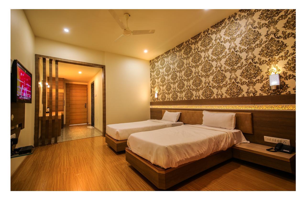 Saubhagya Inn International Lucknow Exteriör bild