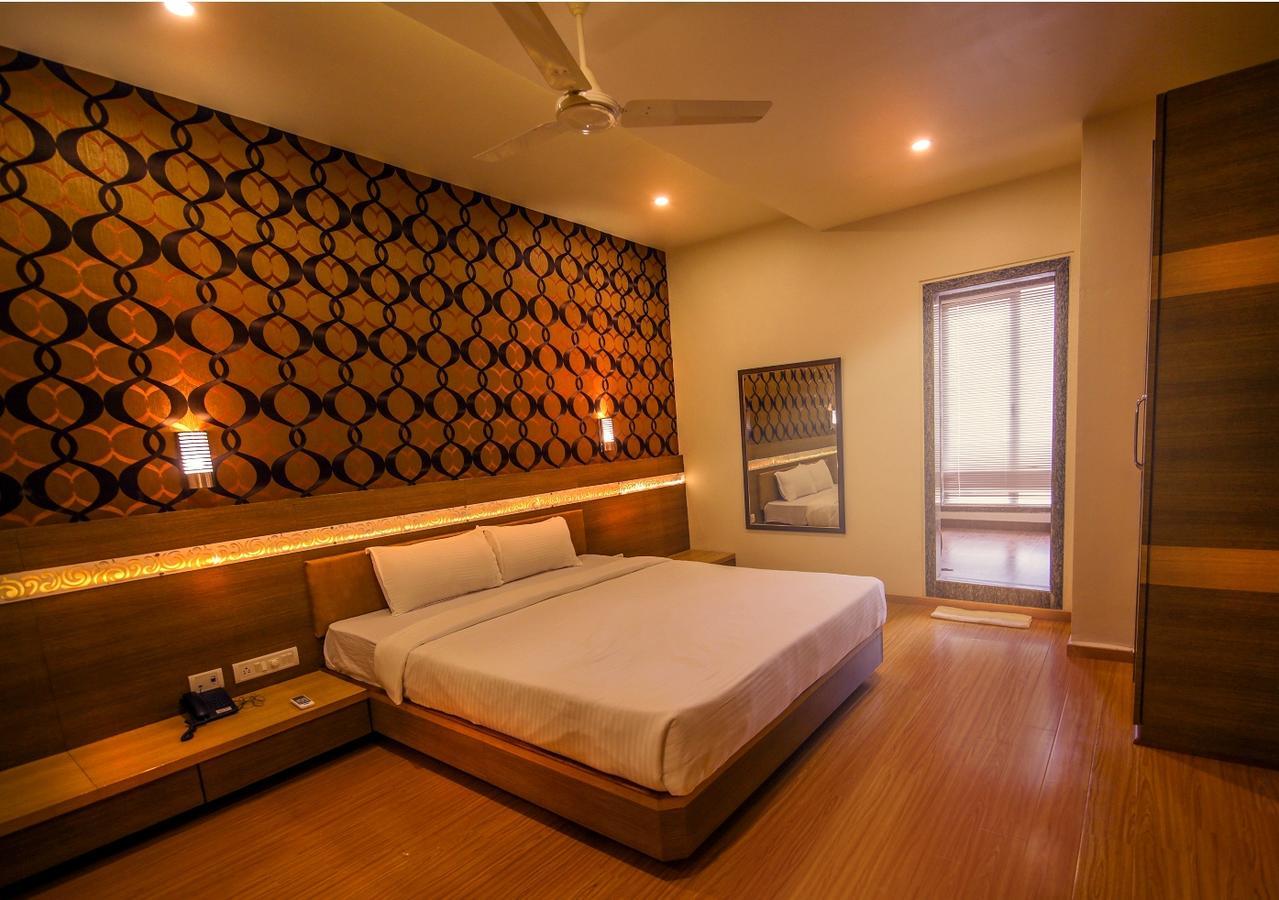 Saubhagya Inn International Lucknow Exteriör bild