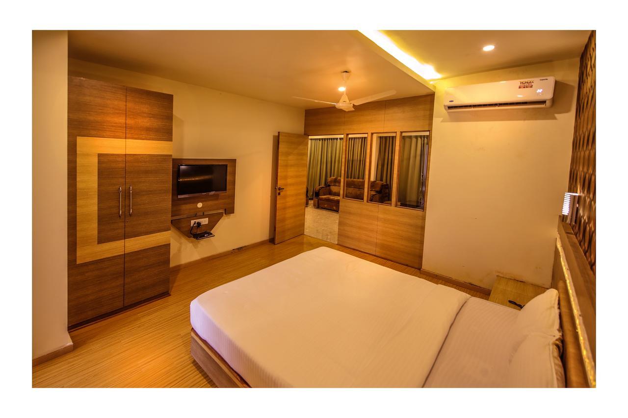 Saubhagya Inn International Lucknow Exteriör bild